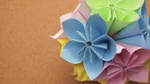Rekatkan pipe cleaner ke bagian bawah bunga sebagai tangkai. 3 Ways To Make An Origami Flower Wikihow