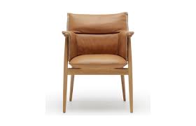 Embrace Che005 Wood Accent Chair With Cushions Coalesse Dining Chairs Oak Dining Chairs Leather Chair