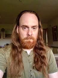 This is because you have a bit of a bend to your hair texture. After 26 Years Of Long Hair The Vanishing Hairline And Being Told By My Wife I Have Been Rocking A Bald Spot For Over A Year It S All About To Go Redhair