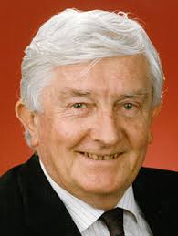 DURACK, Peter Drew (1926–2008)Senator for Western Australia, 1971–93  (Liberal Party of Australia)