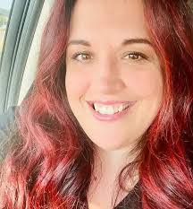 Emily Chantry's Instagram, Twitter & Facebook