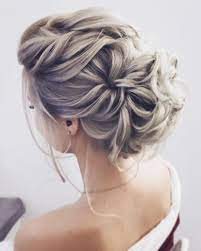 Gorgeous Feminine Wedding Hairstyles For Long Hair Romantic Updo Hairstyles Easy Hair Updos Medium Hair Styles