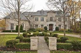 Inside Kristin Cavallari And Jay Cutler S Huge Chicago Mansion A Snip At 10k A Month Mansions Celebrity Houses Kristin Cavallari