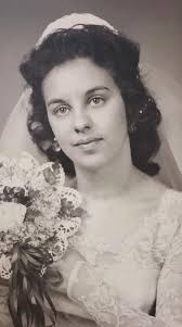 Could anyone tell me if they know my mother friends names just found pic