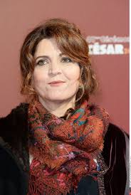 She was born and raised in antony, france, during 1964. Agnes Jaoui Ses Enfants Atteints Du Syndrome Dys
