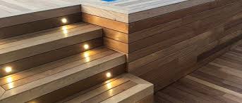 Il legno è un materiale vivo, che necessita di piccoli accorgimenti. Outlet Parquet Milano Roma Como Monza Offerte Stock Pavimenti Per Esterno