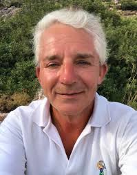 Adam Theo🇿🇼🏏