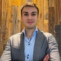 90+ profili “Daniel”