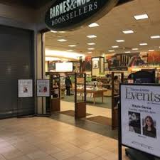 It was later acquired by leonard riggio in 1960. Best Barnes And Nobles Near Me January 2021 Find Nearby Barnes And Nobles Reviews Yelp
