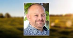 David Thommen's Instagram, Twitter & Facebook