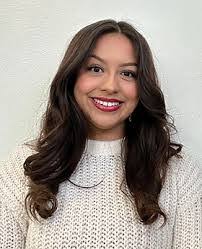 Penny Thayer's Instagram, Twitter & Facebook