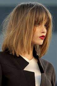 Mach Mal Halblang Die Neuen Frisuren Fur Mittellanges Haar Frisuren Feines Haar Haarschnitt Mittellange Haare