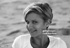 Natasha Cunningham's Instagram, Twitter & Facebook