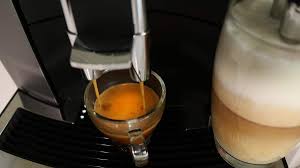 Jura e8 automatic coffee machines 15271, chrome. Jura Kaffeevollautomat E8 Test 2021