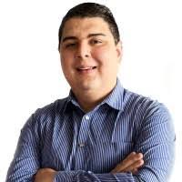 Walter Corrales's Instagram, Twitter & Facebook