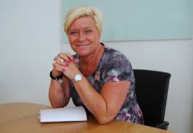 Siv jensen loves travel, adventure, variety and meeting new. Finance Minister Questioned Over Hytte