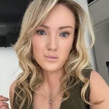 Katy Davies is fundraising for Macmillan Cancer Support