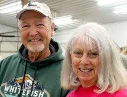 Ashley Vansant's Instagram, Twitter & Facebook