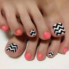 Es hora de conocer cuáles serán las uñas 2021 que más vamos a ver y cuáles son los diseños de uñas que están más de moda. Unas Decoradas Para Pies 55 Disenos Perfectos Para Cualquier Ocasion Unas Manos Y Pies Disenos De Unas Pies Manicura De Unas