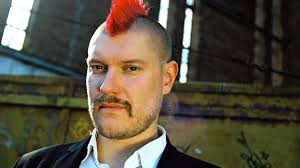He studied social and business communication at berlin university of the arts. Sascha Lobo Im Interview Ich Habe Geld Sehr Lange Unterschatzt T3n Digital Pioneers