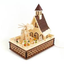 Pyramide ist einfach so schön, dass sie die pyramide in haus auch als eine schöne dekoration legen können. Haus Mit Pyramide Elektrisch Schneewittchen Und 7 Zwerge Made Im Erzgebirge Ebay