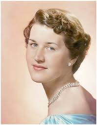 Keeping Up Appearances🌍Patricia Routledge