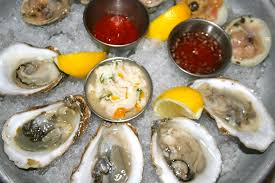 La fondita offers the hamptons traditional mexican street food in a casual yet stylish atmosphere. Hamptons Dining Dish Bell Anchor Lobster Grille La Fondita Dan S Papers
