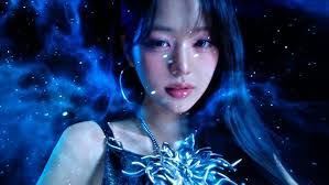 Daisy Lay's Instagram, Twitter & Facebook