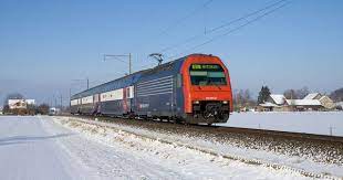 sbb re 450 mit doppelstock pendelzug als s3 der s bahn zurich zwischen fehraltorf und pfaffikon zh s bahn eisenbahn strassenbahn