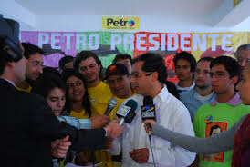 Por sus fallas como gerente, por su soberbia y por su silencio ante venezuela, gustavo petro no debería llegar a la presidencia de colombia. Dsc 0388 Gustavo Petro Flickr