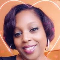 Deanna Buford's Instagram, Twitter & Facebook