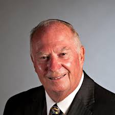 Do political party reps need permission for lawn banners?