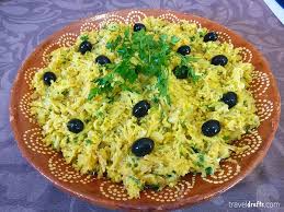 Esta receita de bacalhau à brás, é económica e muito simples de preparar. How To Make Bacalhau A Bras From Portugal Contented Traveller
