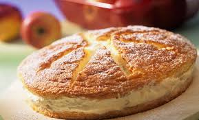 Torta allo yogurt altissima e sofficissima.una torta soffice allo yogurt senza burro facile da preparare perfetta per la colazione o la merenda di tutta la famiglia e preparata con gli ingredienti giusti che la rendono davvero altissima e sofficissima. Torta Di Mele E Mascarpone Leitv
