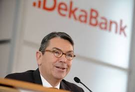 Deutschland, Frankfurt, 09.04.2013 Michael RÜDIGER, Vorsitzender des  Vorstands und Dr. Matthias