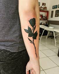 In fact, they can procure some of the most lavishly expensive designs on the planet. Updated 35 Beautiful Black Rose Tattoo Designs August 2020