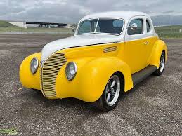 Image result for Venetian Yellow 1939 GMC