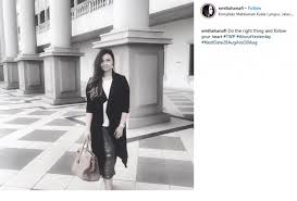 She born under the cancer. Secantik Luna Maya 6 Potret Emilia Hanafi Mantan Istri Faisal Nasimuddin Matamata Com