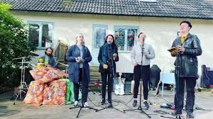 Varför e sverige så kallt? Tjuvgomman Konsert Pa Stationen Rostanga Hem Hem Hem