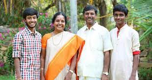 The coimbatore south constituency is headed for an interesting finish. Vanathi Srinivasan Family