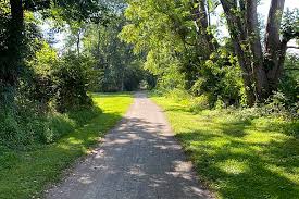 The main attraction of the park is the delaware canal which runs parallel to the delaware river between easton and bristol. Delaware And Raritan Canal State Park Trail New Jersey Trails Traillink