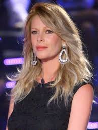 Dopo aver esordito su telemontecarlo. Alessia Marcuzzi Altezza Altura Peso Misure Eta Biografia Wiki