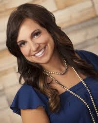 Roxie Bennett's Instagram, Twitter & Facebook