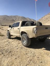 The 07 and present toyoya tundra fenders, the fenders have a 4 flare with a 2 rise. Toyota Tundra Prerunner One Truck To Do It All Offroadium Com