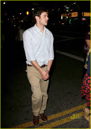 Adam Brody & Lorene Scafaria Go The Distance: Photo 2475104