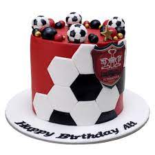 Ensure a terrific look of your products with merchandise on alibaba.com. Football Theme Cake 7