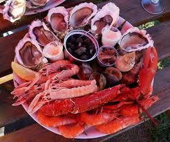 Une Assiette De Fruits De Mer Picture Of Ets Gouguec Producteur Larmor Baden Tripadvisor