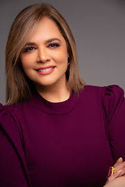 Kristy Muller's Instagram, Twitter & Facebook