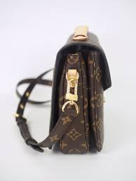 Louis vuitton introduces a special selection of the latest men's and women's leather goods, accessories and other precious tokens. Louis Vuitton Pochette Metis Monogram Canvas Mm New