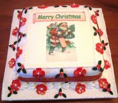 Fondant brings so much to our most celebratory cakes: 10 Square Rich Fruit Cake Covered In Fondant Fantasy Flowers And Holly Made From Gumpaste Picture Was Scanned Into Pc From Christmas Card Cakecentral Com